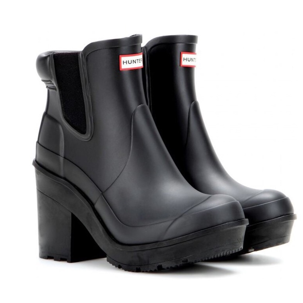 Heeled hunter boots